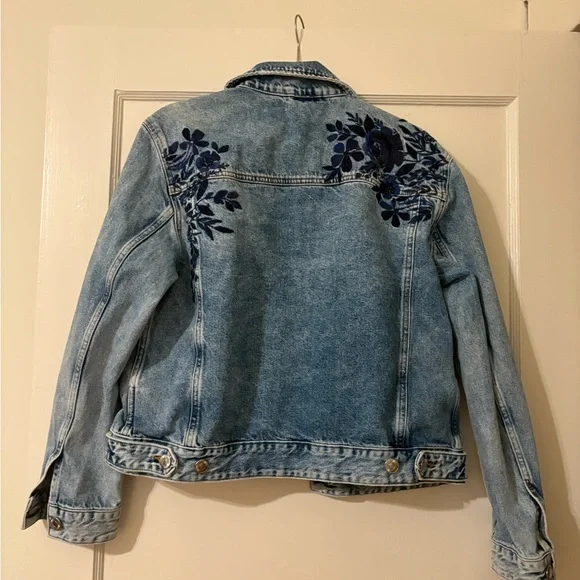 H&M Women's Blue Denim Jacket with Floral Embroidery - Picture 3 of 5
